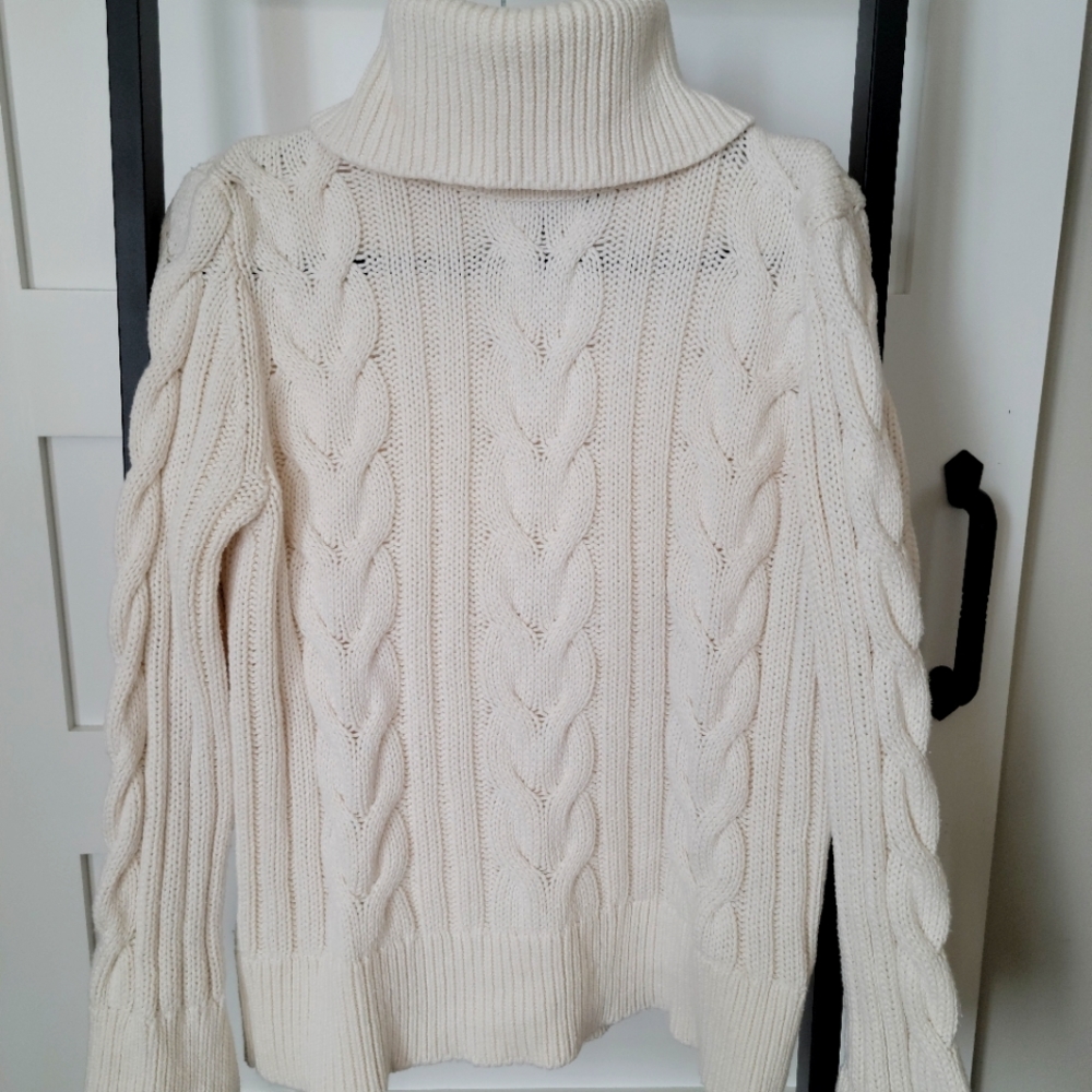 Banana Republic sweater